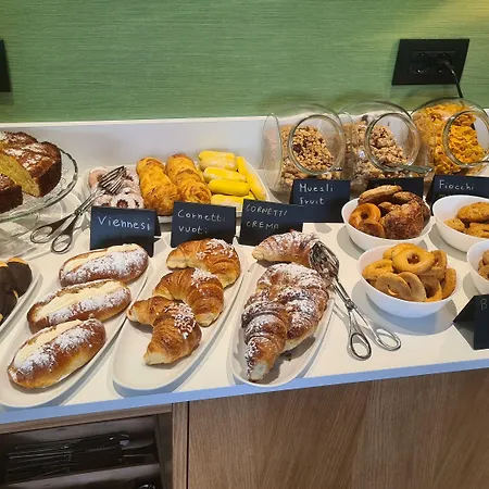 Hotel Jolly Charme Mesyna